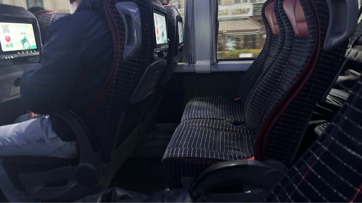 イスタンブール空港Havaistバスの座席。長距離でも座りやすいシート