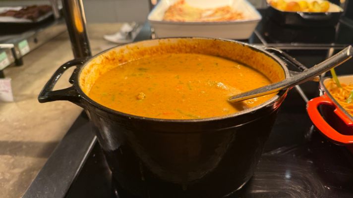 ヒースロー空港 Plaza Premium Lounge ビュッフェ料理